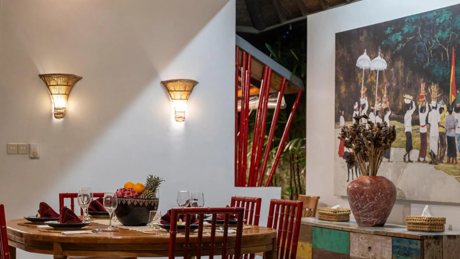 Tropical Oasis Of Calm In The Heart Of Seminyak, 4Br Villa Luisha 0*,