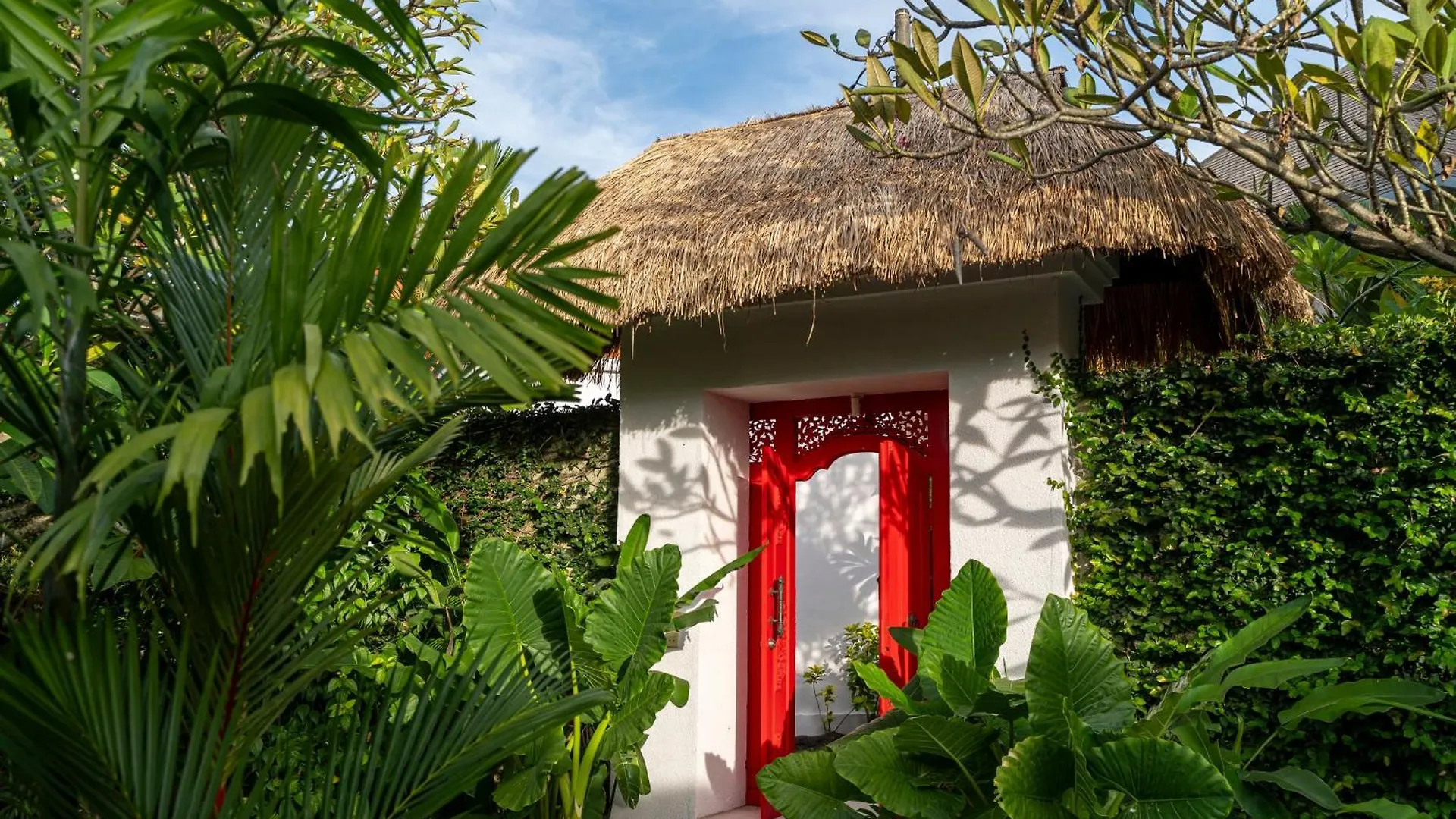 Tropical Oasis Of Calm In The Heart Of Seminyak, 4Br Villa Luisha Indonesien
